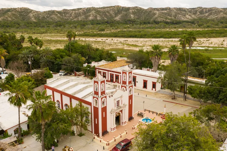 Explore the towns and villages of Baja California Sur